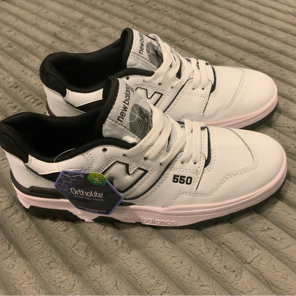 New Balance 550 White Black Pale Pink Athletic Shoes Sneakers Size 5.5